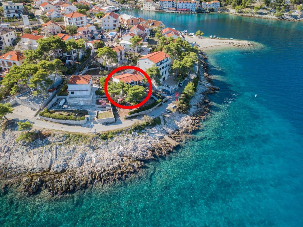 Apartments By The Sea Stomorska, Solta - 5190 Dış mekan fotoğraf