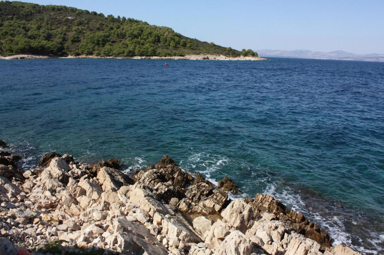 Apartments By The Sea Stomorska, Solta - 5190 Dış mekan fotoğraf