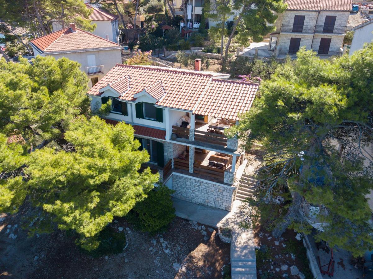 Apartments By The Sea Stomorska, Solta - 5190 Dış mekan fotoğraf